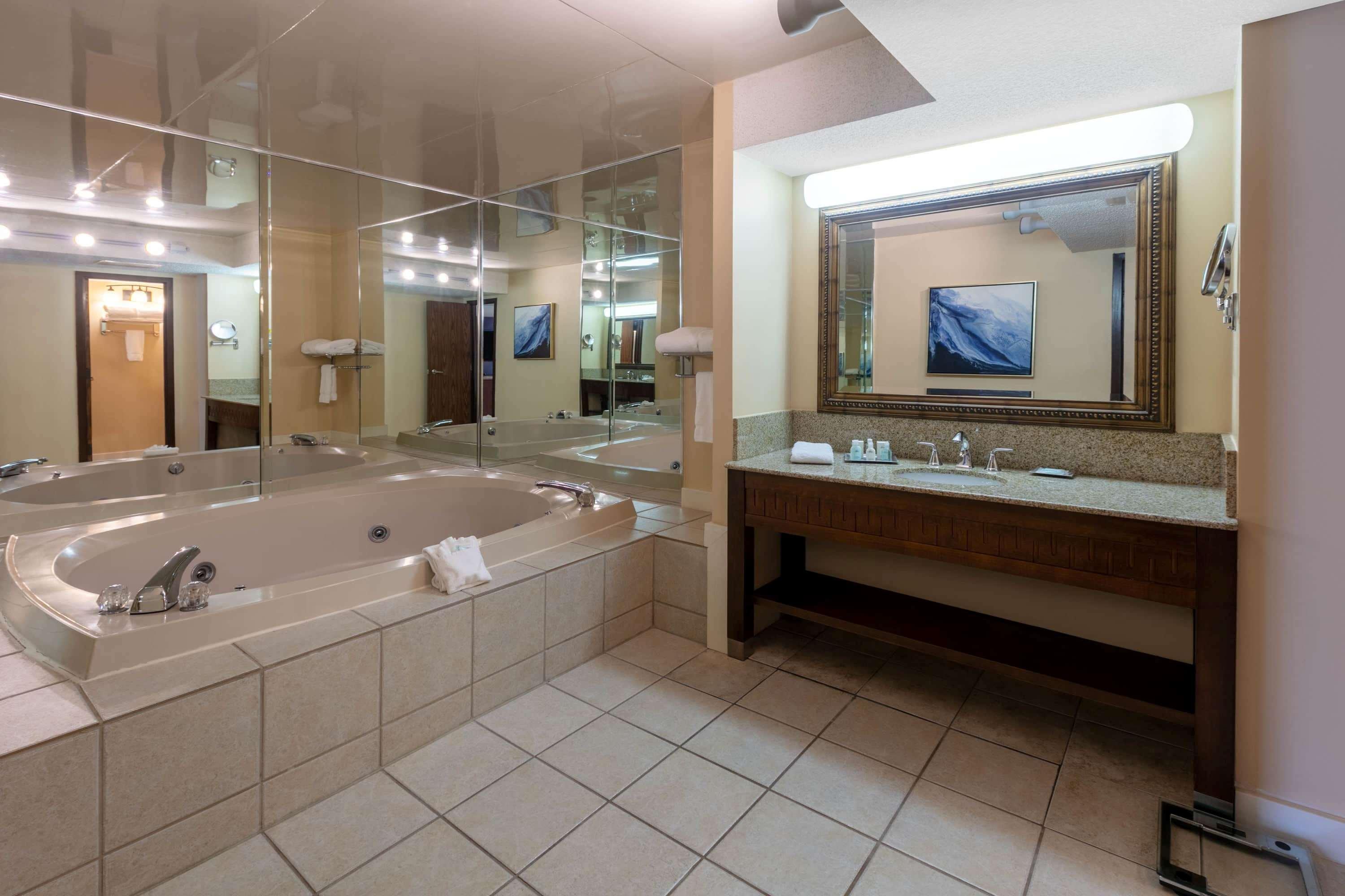 Wyndham Riverfront Hotel Little Rock Buitenkant foto