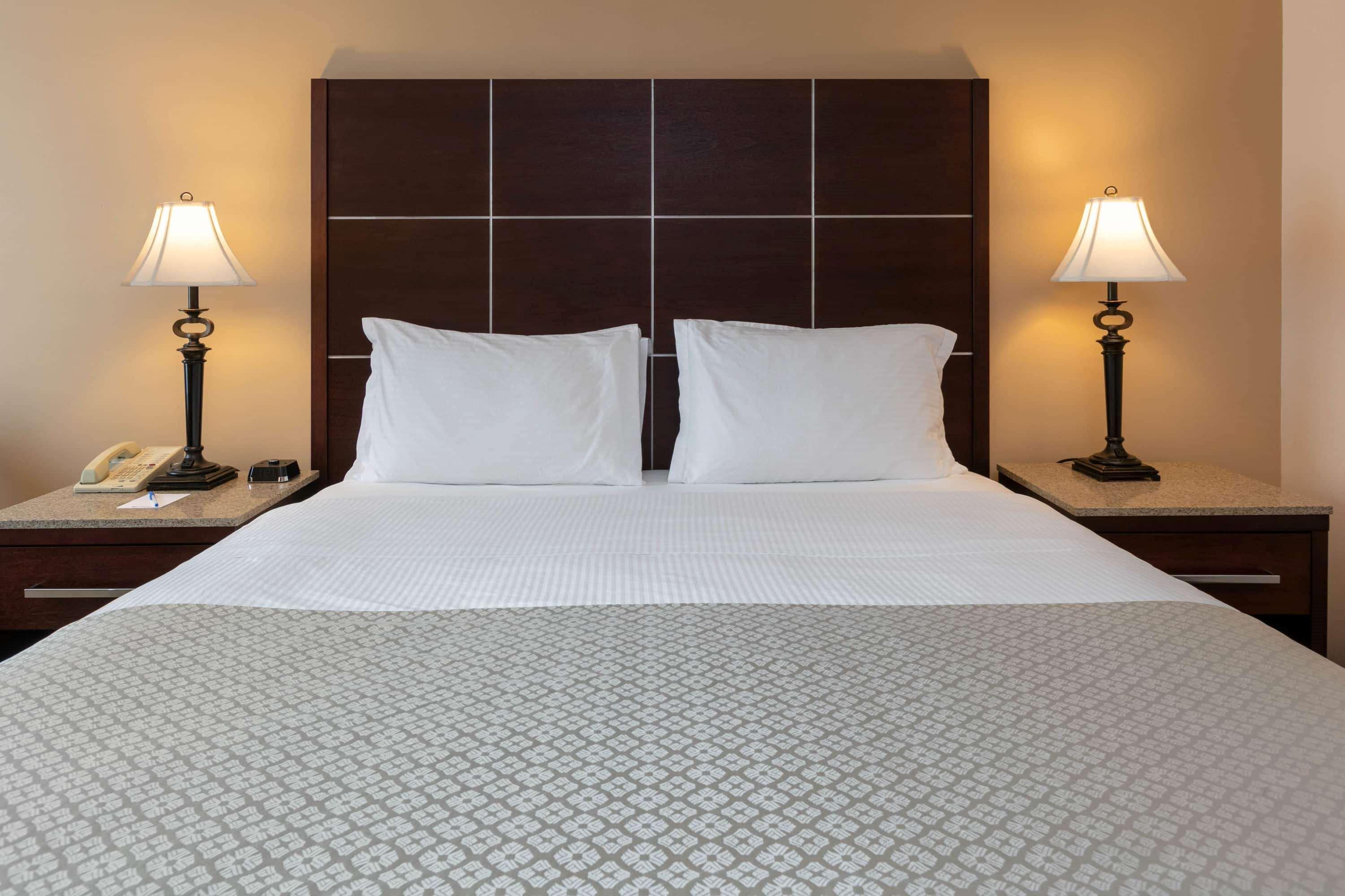 Wyndham Riverfront Hotel Little Rock Buitenkant foto