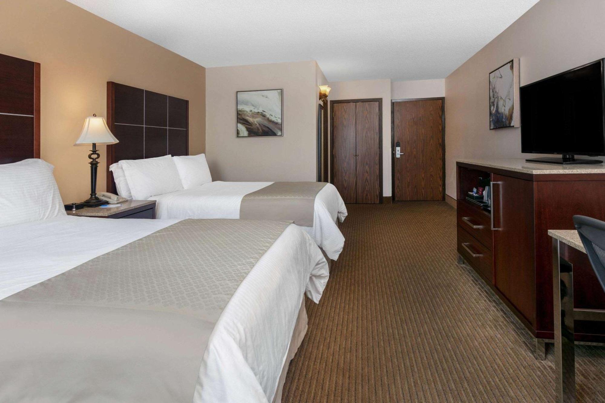 Wyndham Riverfront Hotel Little Rock Buitenkant foto