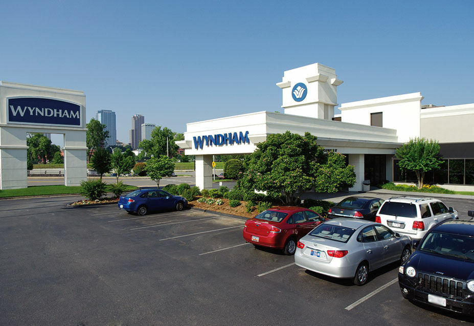 Wyndham Riverfront Hotel Little Rock Buitenkant foto